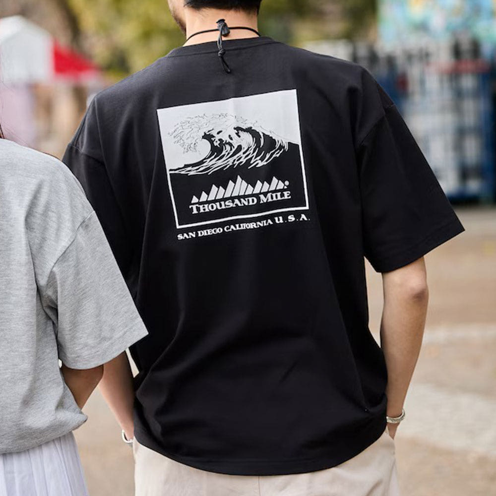 프릭스스토어 사우전드마일 별주 백프린트 웨이브 로고 반팔 티셔츠 4컬러 1226132800032