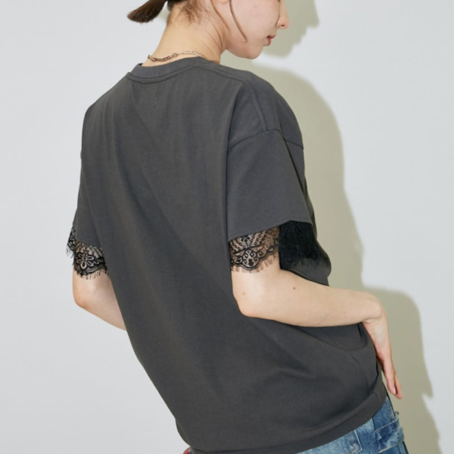 퍼블럭스XMARY QUANT 소매 레이스 플로키 로고 티셔츠 2컬러 3223375300008