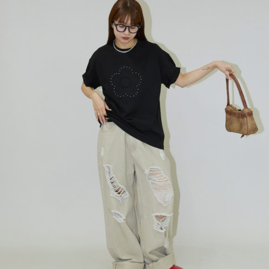 퍼블럭스 MARY QUANT 스터드 첨부 엠보 아트 티셔츠 3컬러 3223375300009