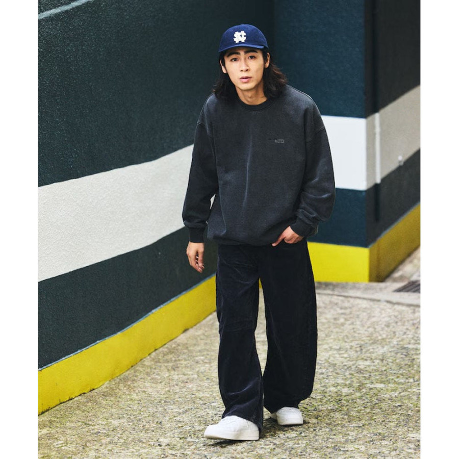 프릭스스토어 노티카 피그먼트 가공 히든 로고 크루넥 스웨트 3컬러 1023207500601