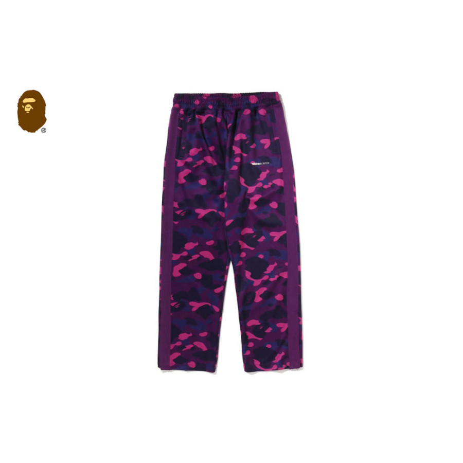 베이프 컬러 카모 메탈 로고 릴렉스 핏 트랙 스웨트 팬츠 3컬러 1L80152315