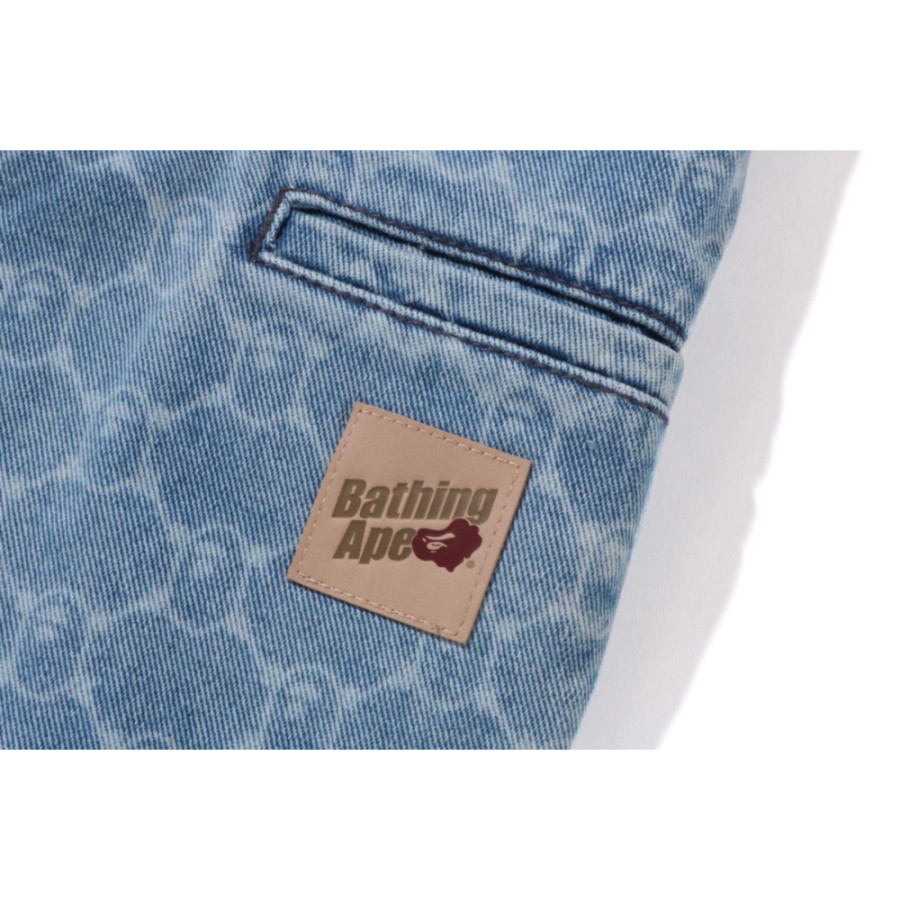 베이프 컬리지 모노그램 릴렉스핏 13OZ 데님 쇼츠 2컬러 1L30151302