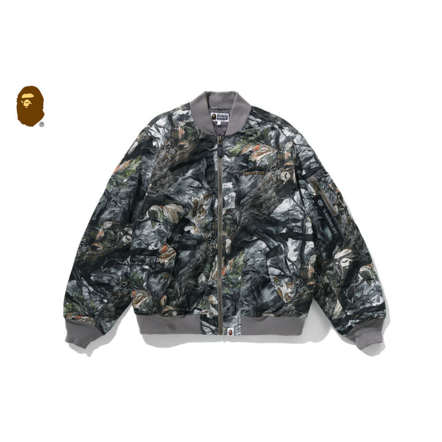 베이프 트리 엣지 카모 봄버 자켓 2컬러 1L80141301