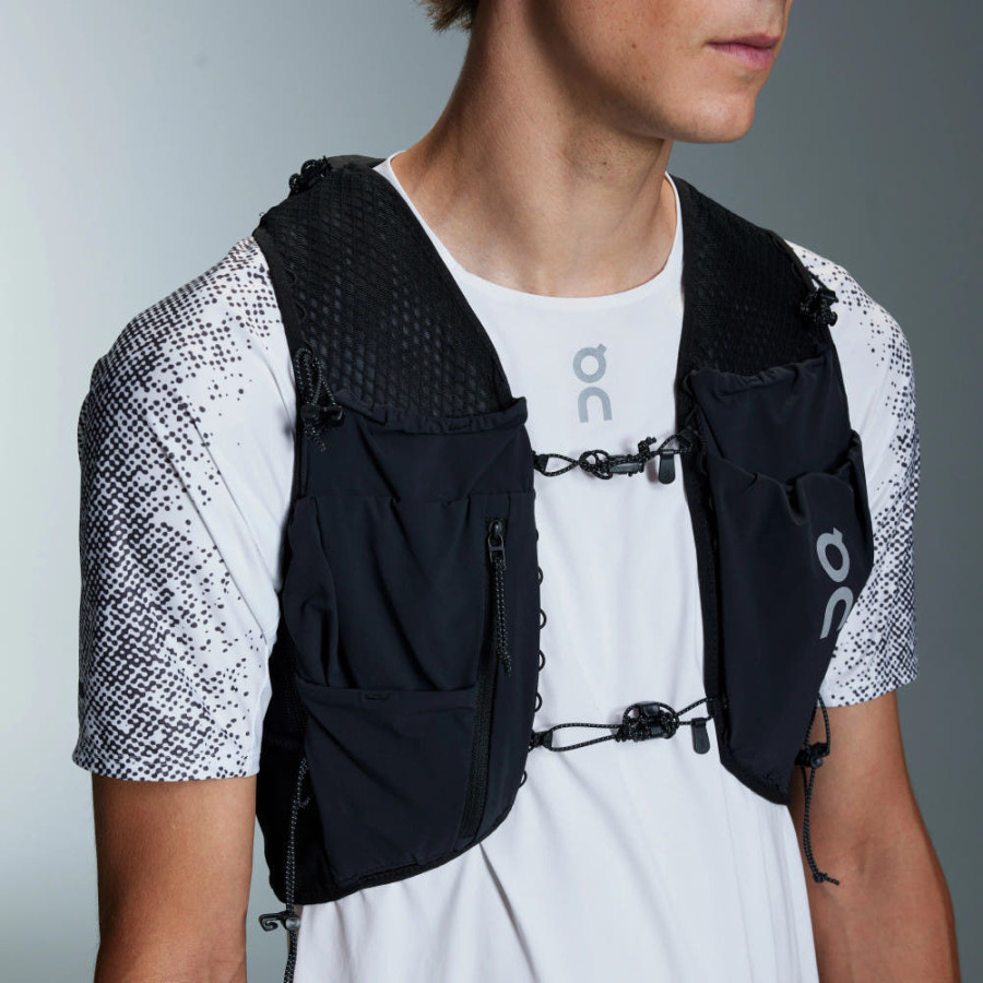 온러닝 울트라 베스트 프로 조끼 2컬러 2UF30130553