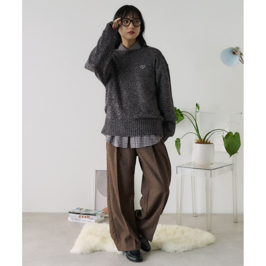 프릭스스토어 원포인트 하트자수 폭스혼방 니트 풀오버 3컬러 1132248902860