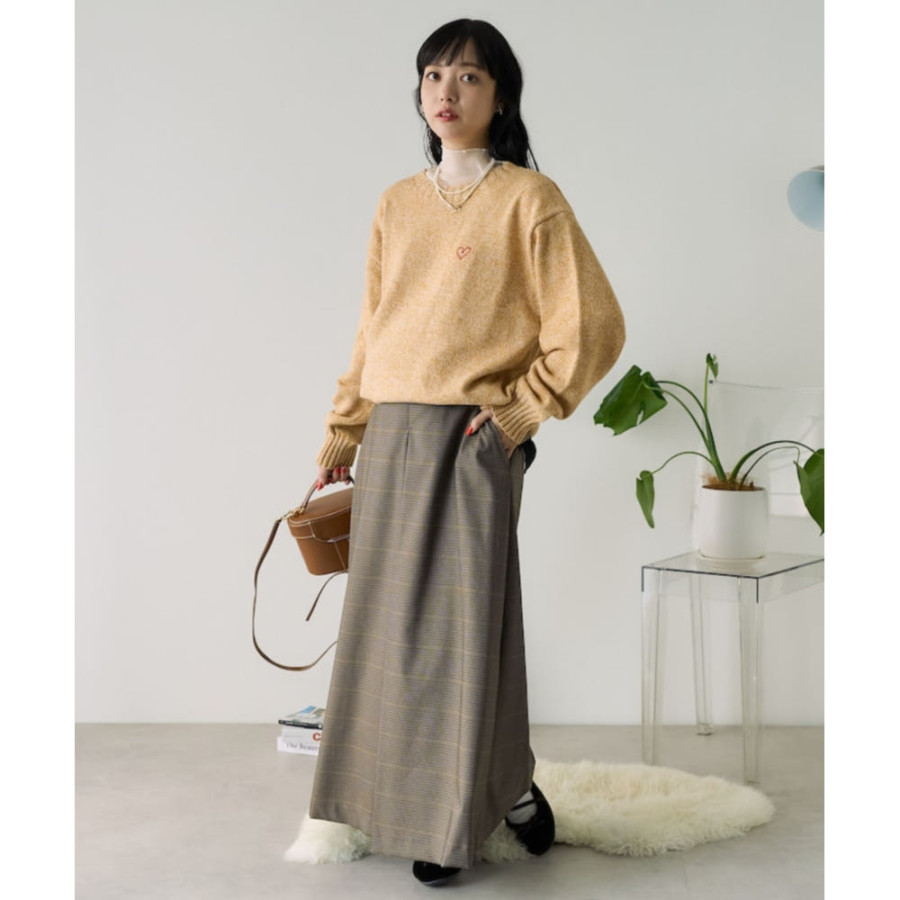 프릭스스토어 원포인트 하트자수 폭스혼방 니트 풀오버 3컬러 1132248902860