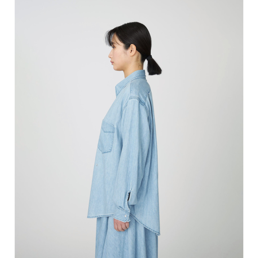 나나미카 레귤러 카라 라이트 데님 셔츠 2컬러 S25SG087