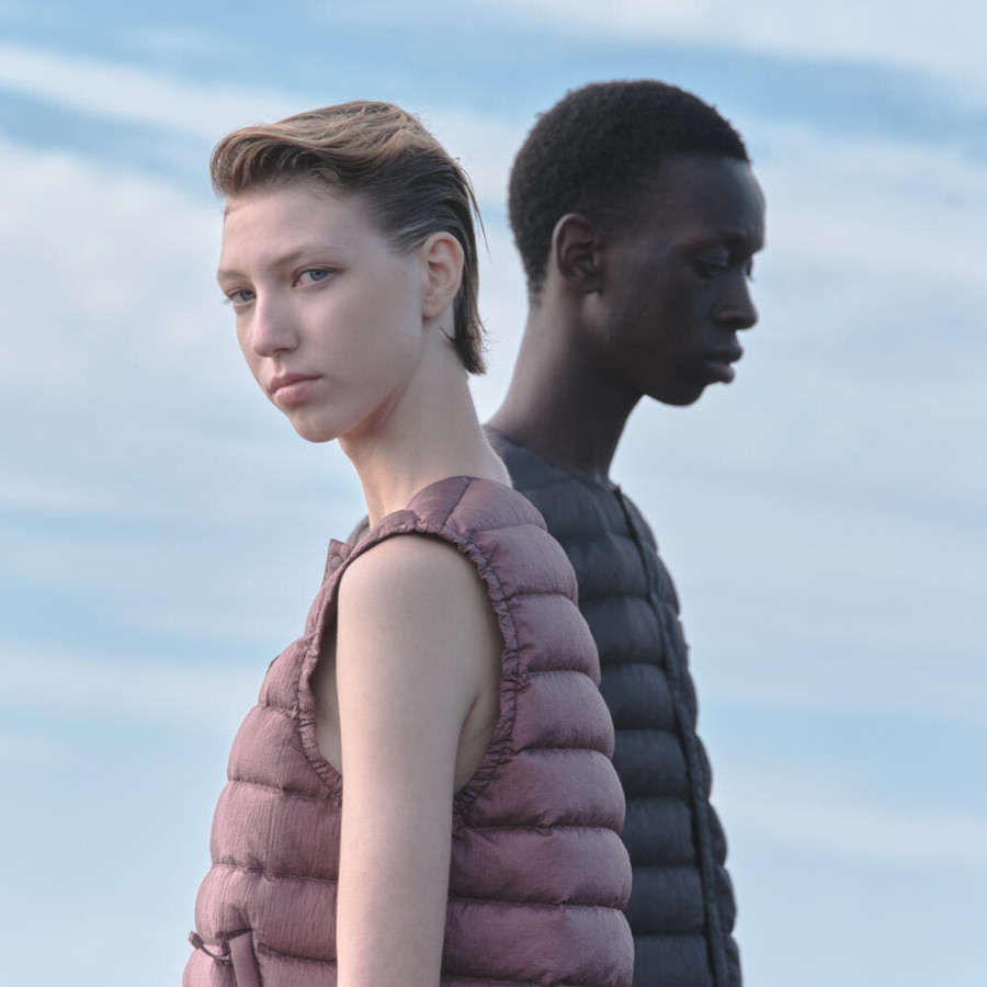 단톤 여성 나일론 타프타 화이트 구스 이너 다운 베스트 3컬러 DT-A0002 KSS DNB252L101-0036