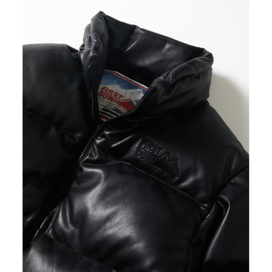 프릭스스토어 퍼스트다운 별주 레더 레드 버블 다운 PU 소재 블랙 1056234300142