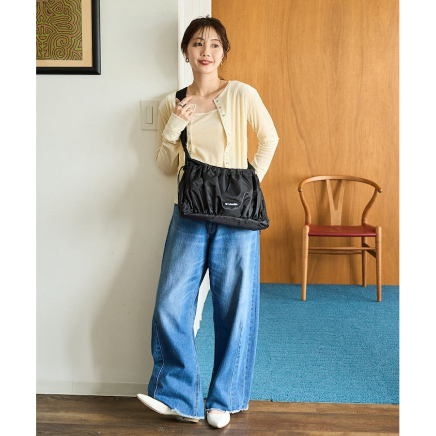 프릭스스토어 컬럼비아 별주 셔링 포켓 숄더백 1369129900009