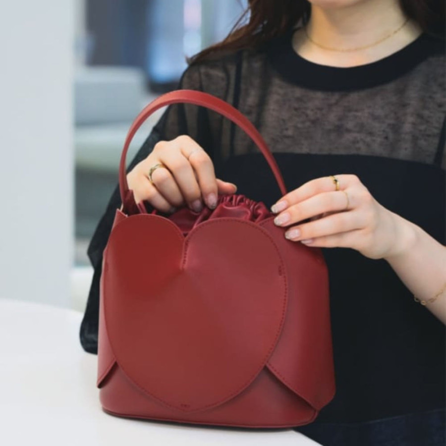 빔즈 하트 하트 모티프 숄더백 2컬러 43-61-0136-331