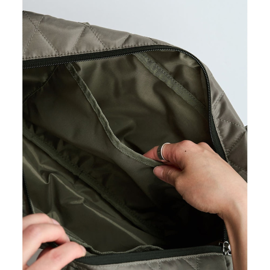 프릭스스토어 컬럼비아 별주 퀼팅 스퀘어 코드 포켓 토트백 3컬러 1369129900007