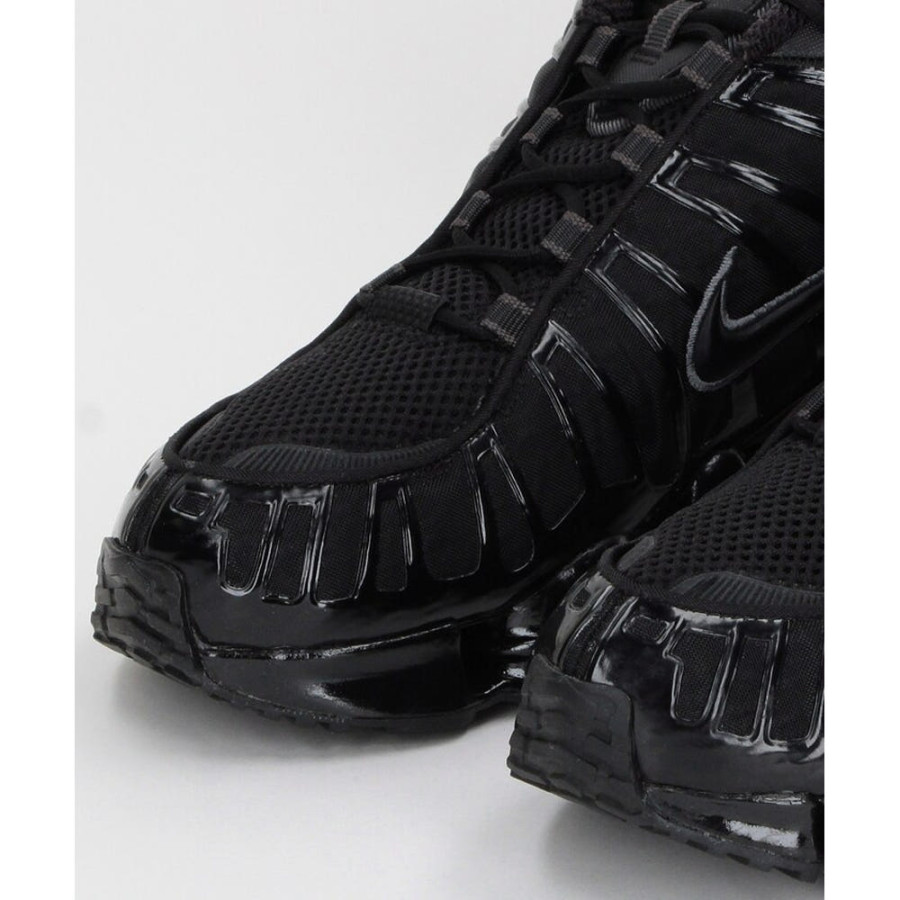 프릭스스토어 나이키 샥스 TL 남성 신발 블랙 1270199302069 AV3595-002