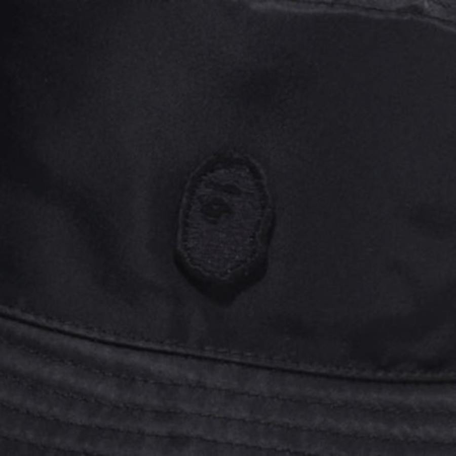 베이프 칼리지 모노그램 리버서블 버클 햇 모자 블랙 1L30181305